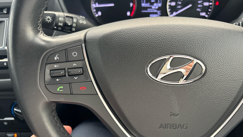 Hyundai i20 1.2 SE 5dr Petrol Hatchback